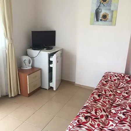 Lara Apart 公寓式酒店 帕拉姆布库