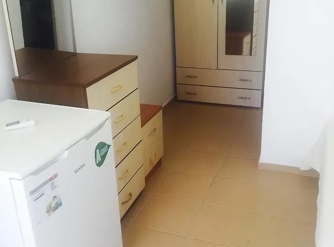 Lara Apart מלון דירות